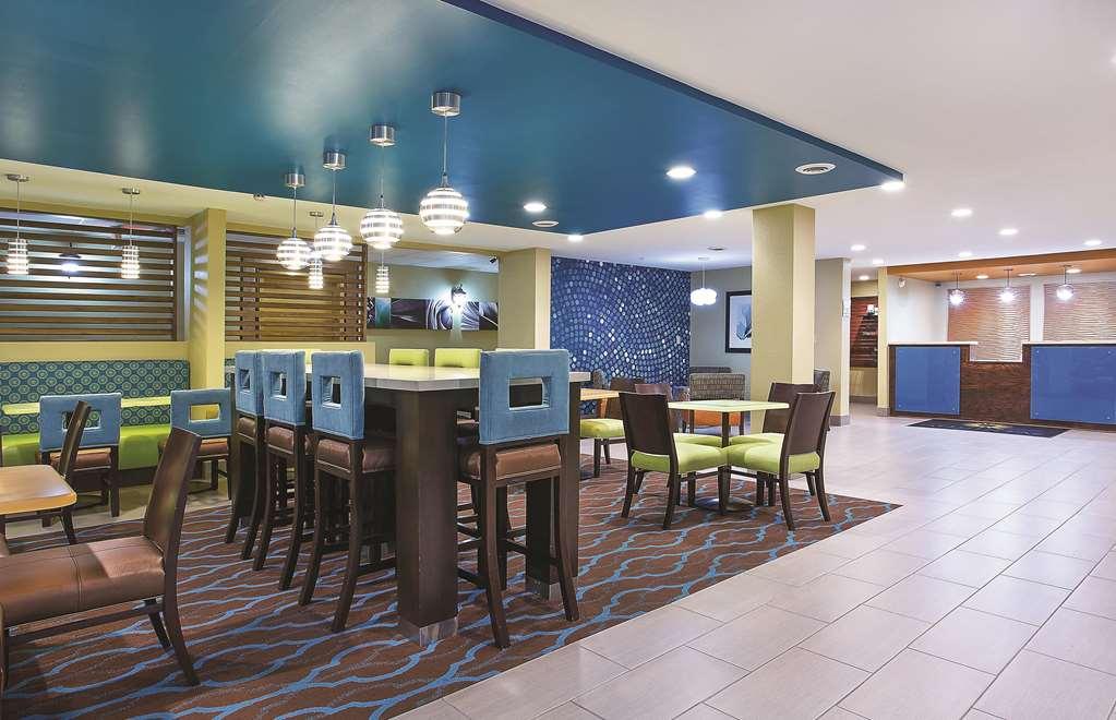 La Quinta Inn By Wyndham Pigeon Forge-Dollywood Inreriör bild