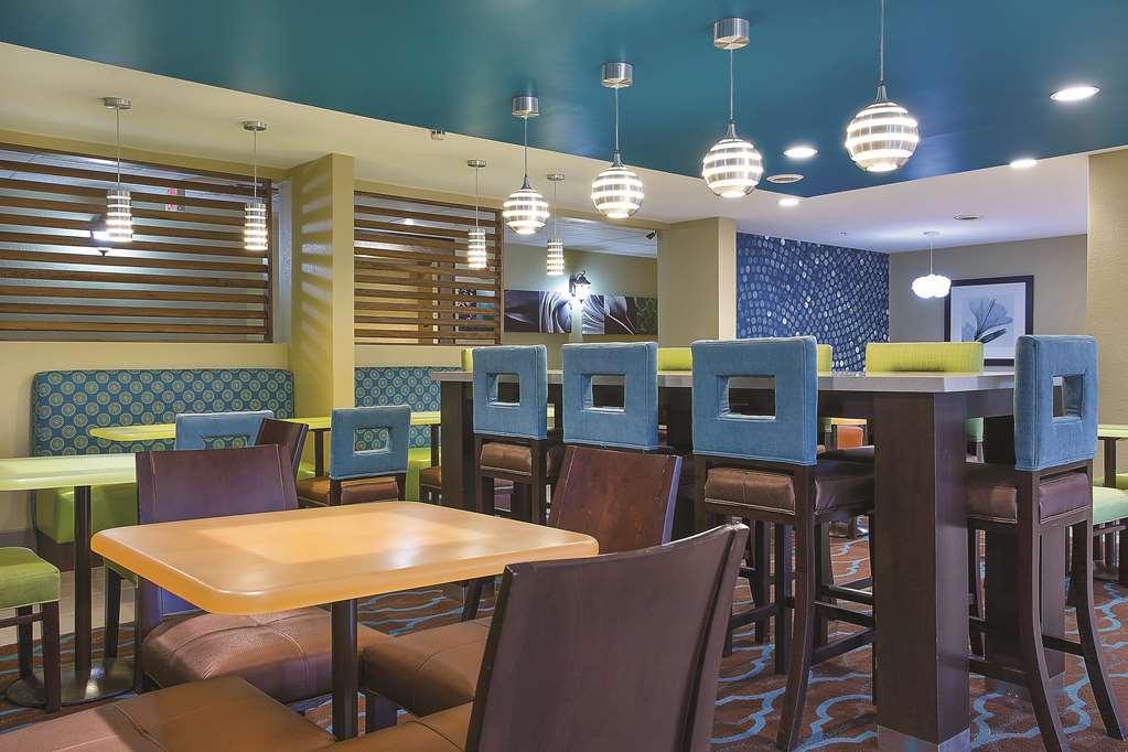 La Quinta Inn By Wyndham Pigeon Forge-Dollywood Inreriör bild