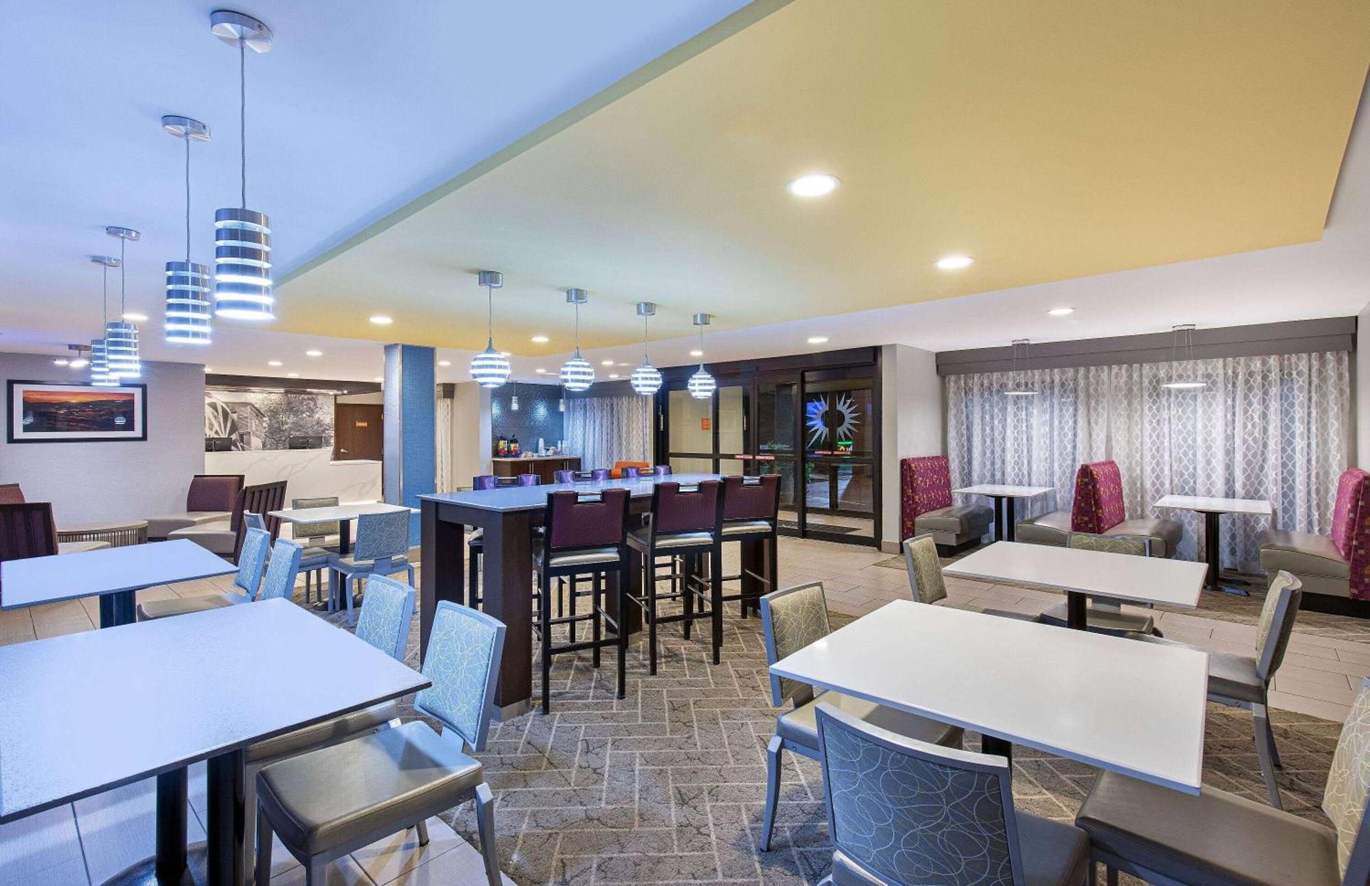 La Quinta Inn By Wyndham Pigeon Forge-Dollywood Exteriör bild